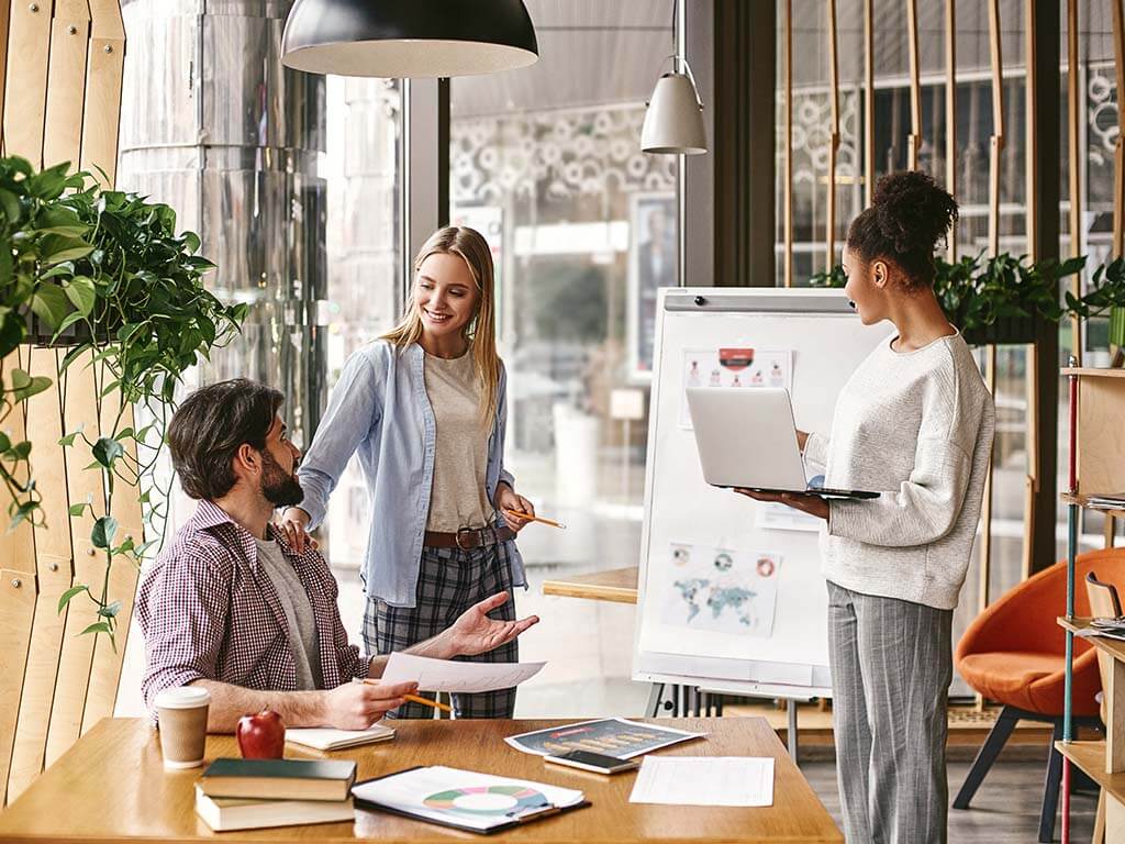 Team im strukturierten Beratungsprozess